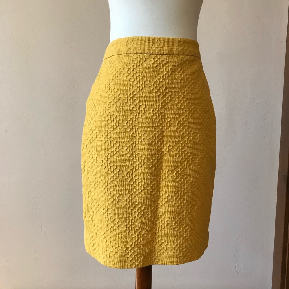 BANANA REPUBLIC PENCIL SKIRT